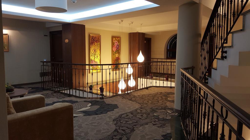 Hotel Miruna - New Belvedere Poiana Brasov Buitenkant foto