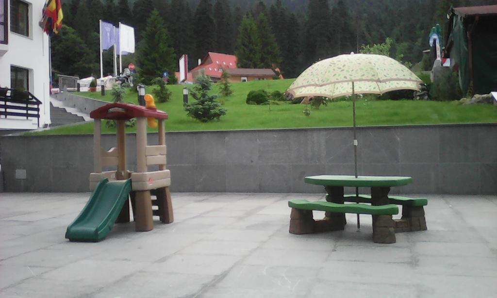 Hotel Miruna - New Belvedere Poiana Brasov Buitenkant foto