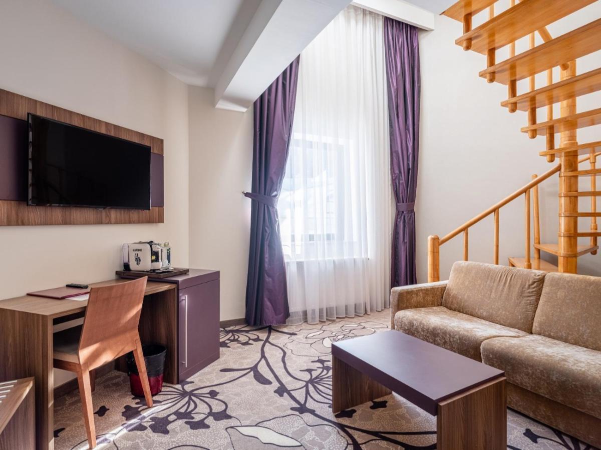Hotel Miruna - New Belvedere Poiana Brasov Buitenkant foto